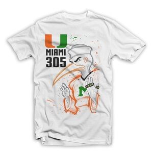 University of Miami White Graphic T-Shirt in Size Large Preloved